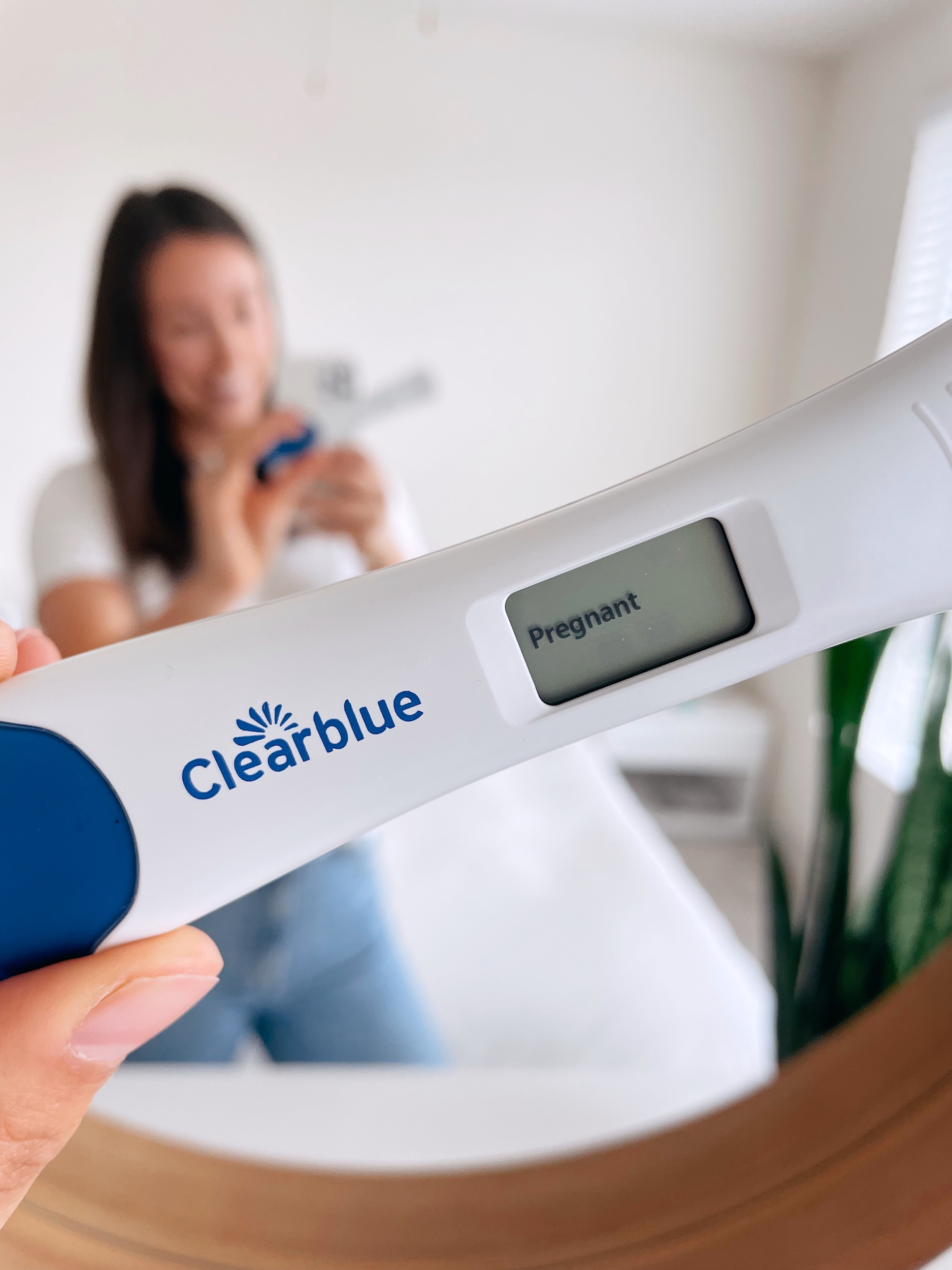 Jessica Lamoureux blog pregnancy announcement pregnant first trimester update positive test